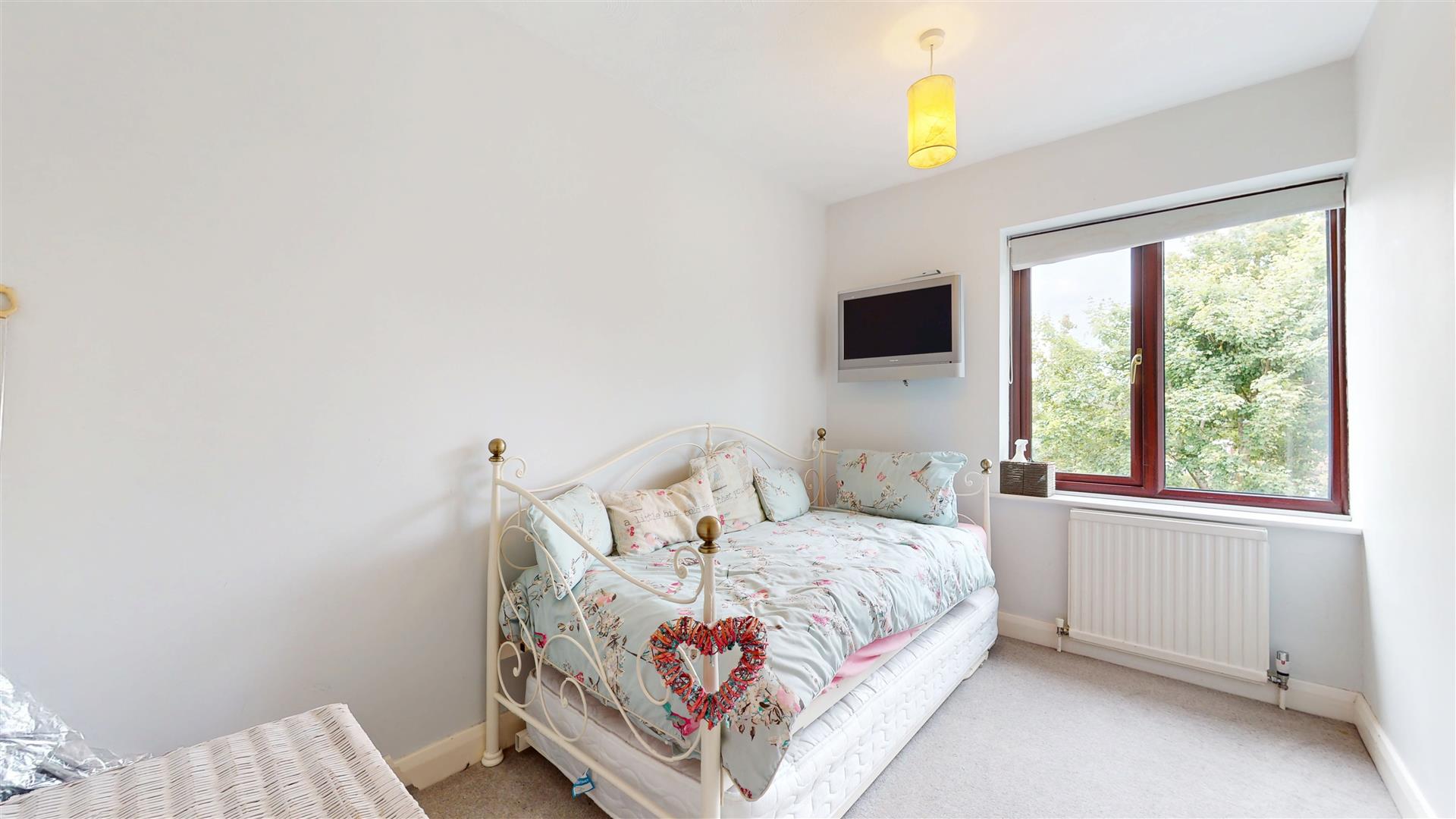 Chatsworth, Great Holm, Milton Keynes